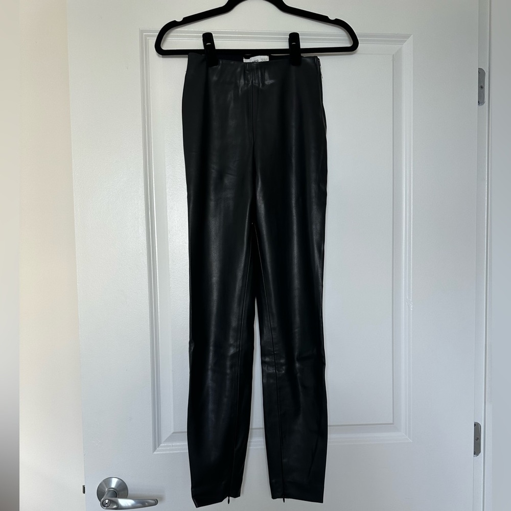 Mango black faux leather leggings in size xxs with zip at ankle high waisted